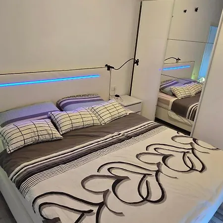 Mall Apartament Pula